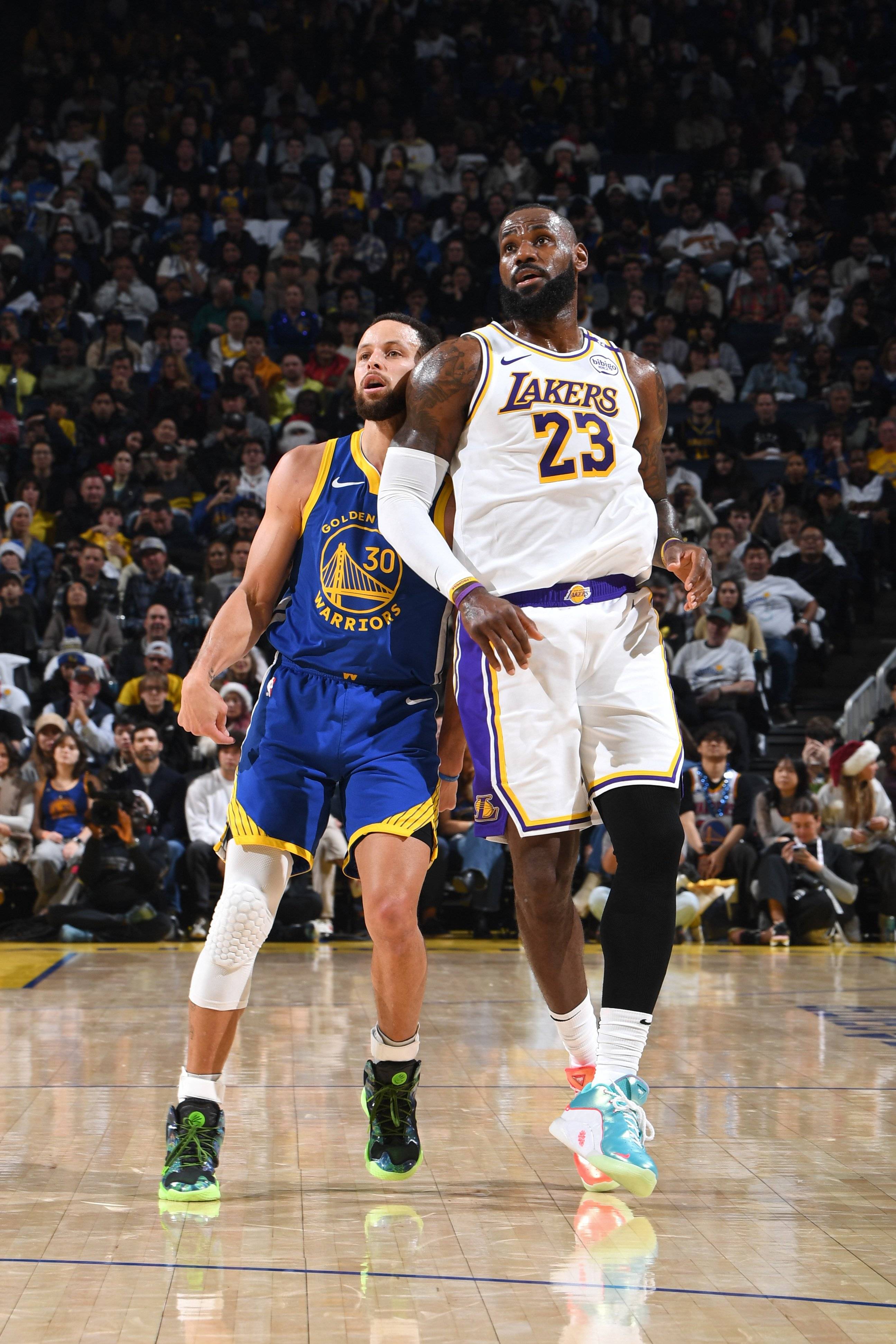 关于今夜上海海港绝杀压哨——NBA季后赛节点到来，震撼外界，数据趋势出现新变化的信息