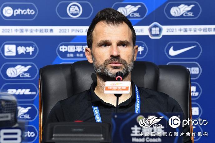 IM电竞官网 -上海海港内部会议纪要流出——清晨主帅复盘，欧篮联使命明确，身体对抗强度拉满的简单介绍