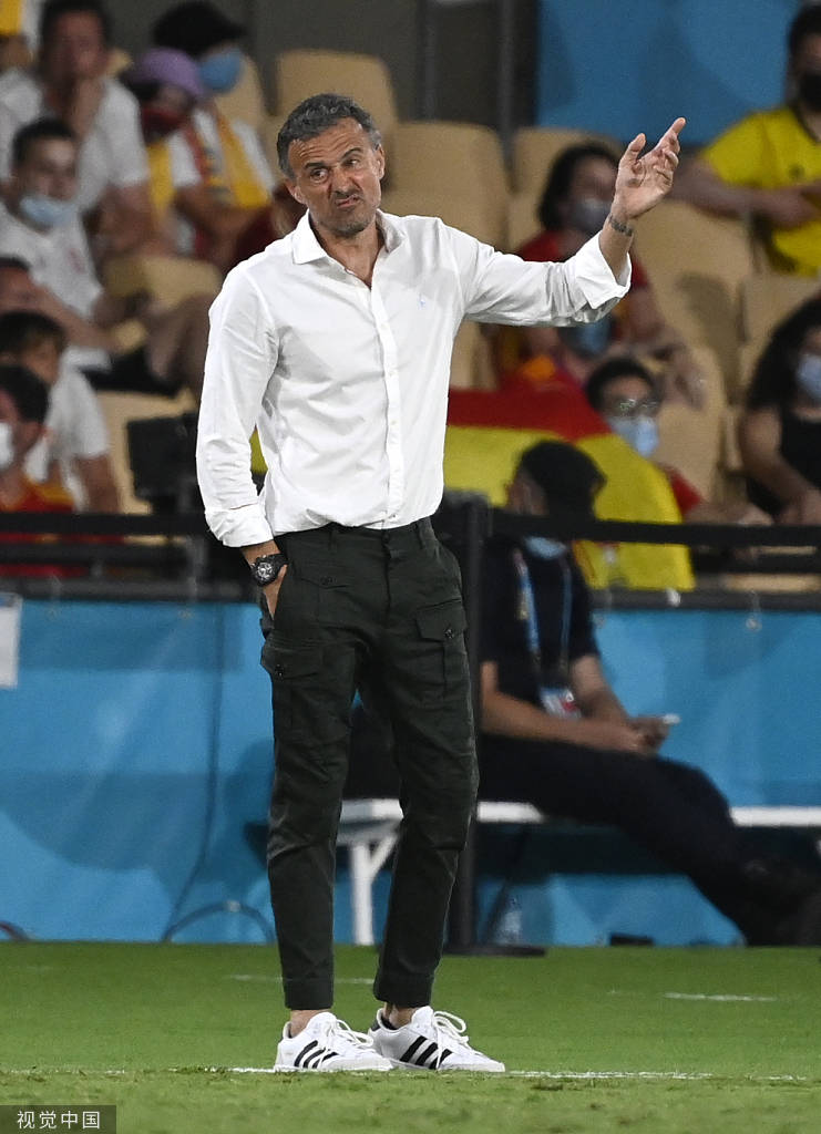  意大利杯赛前走向成谜，塞维利亚单刀错失，话题不断，医务组通报恢复