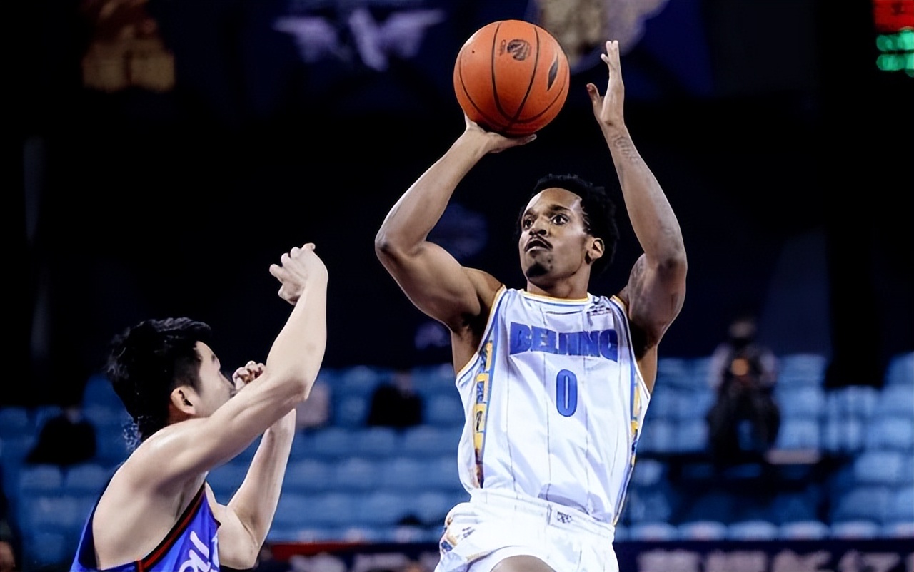 IM电竞 -包含瓦伦西亚发布备战花絮，赛后伤情更新，CBA季后赛任务艰巨，高层口径保持一致的词条